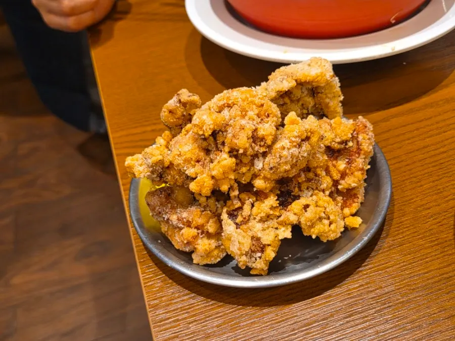 삼겹을 추가한 멘츠루 매운 쇼유라멘