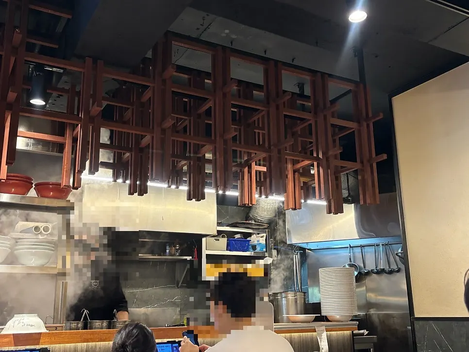Interior of Mentsuru seen through the floor-to-ceiling windows