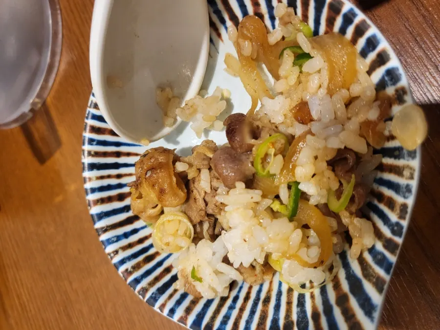 A bowl of gyudon topped with cheongyang chili peppers