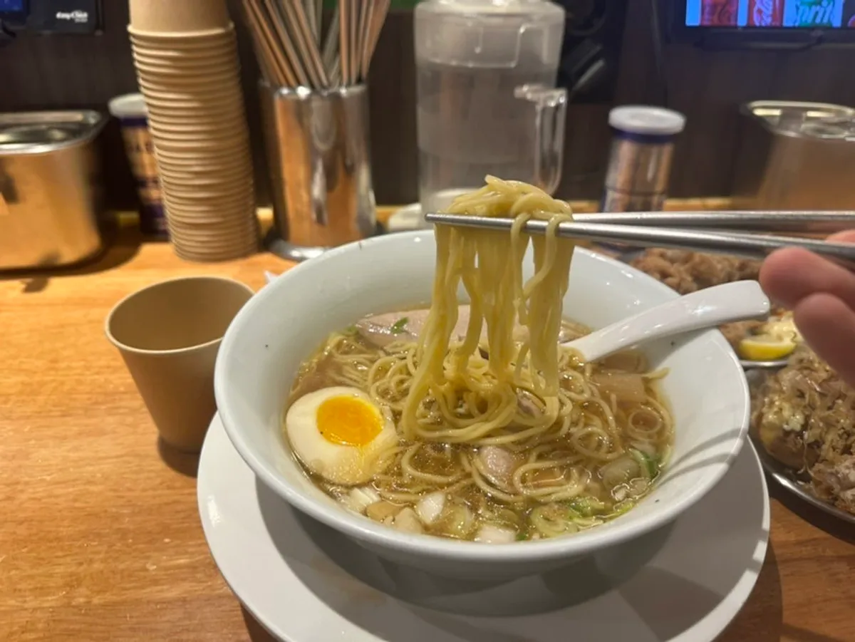 Thin noodles in Mentsuru's shoyu ramen