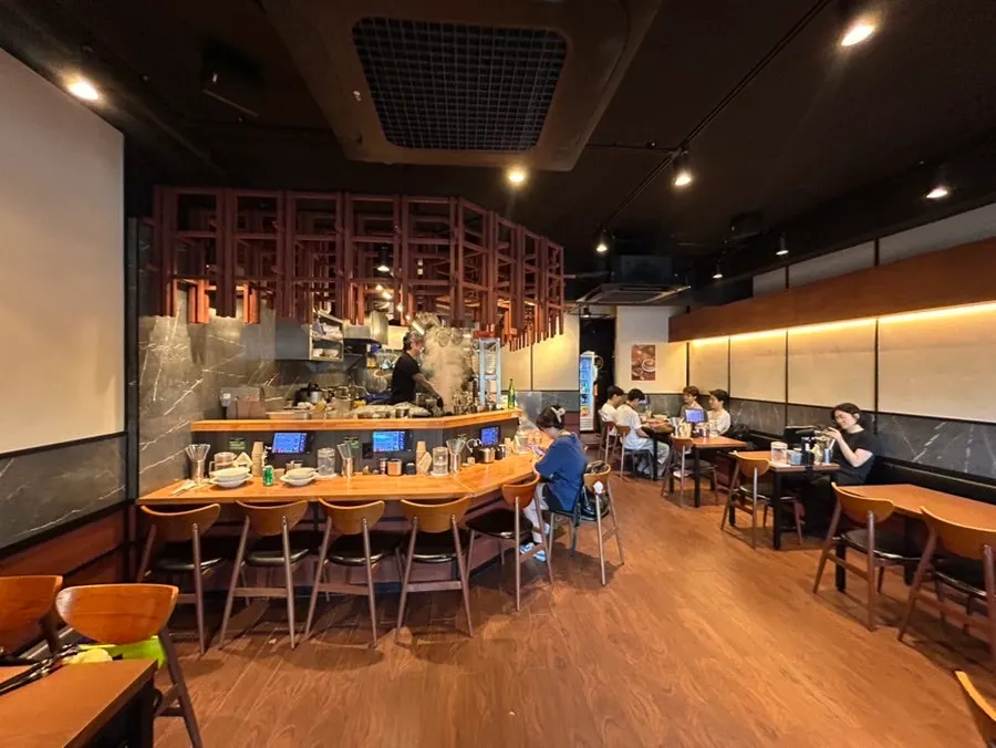 멘츠루 사이드 메뉴가 표시된 주문 화면