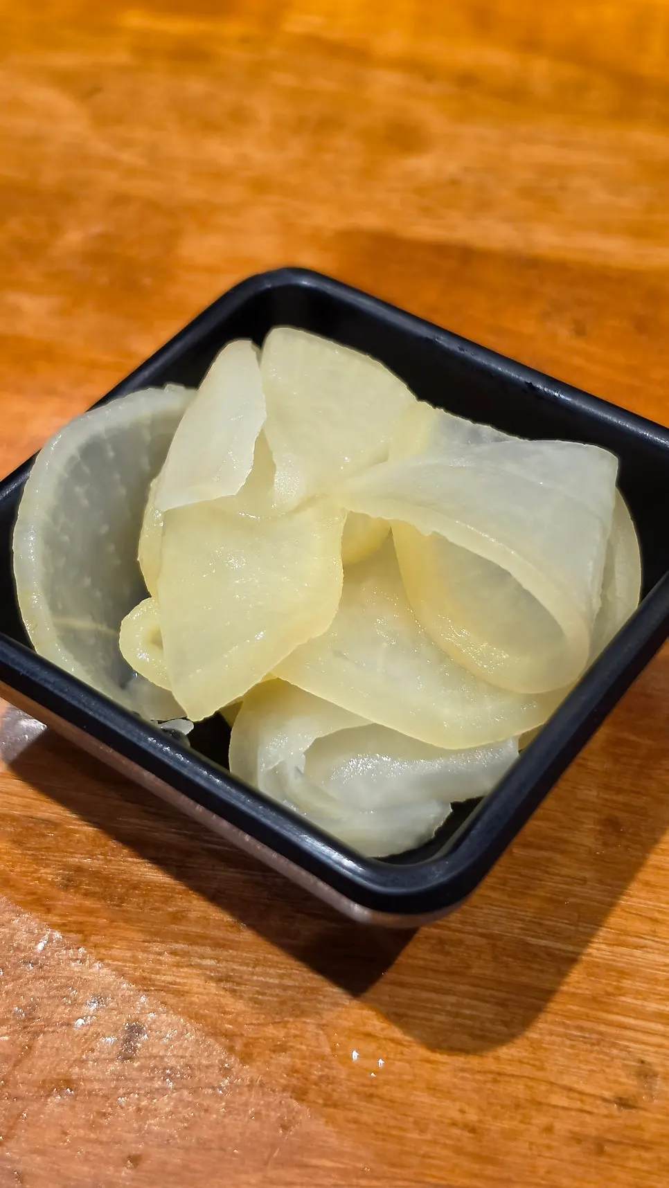 Lemon-pickled danmuji side dish at Mentsuru