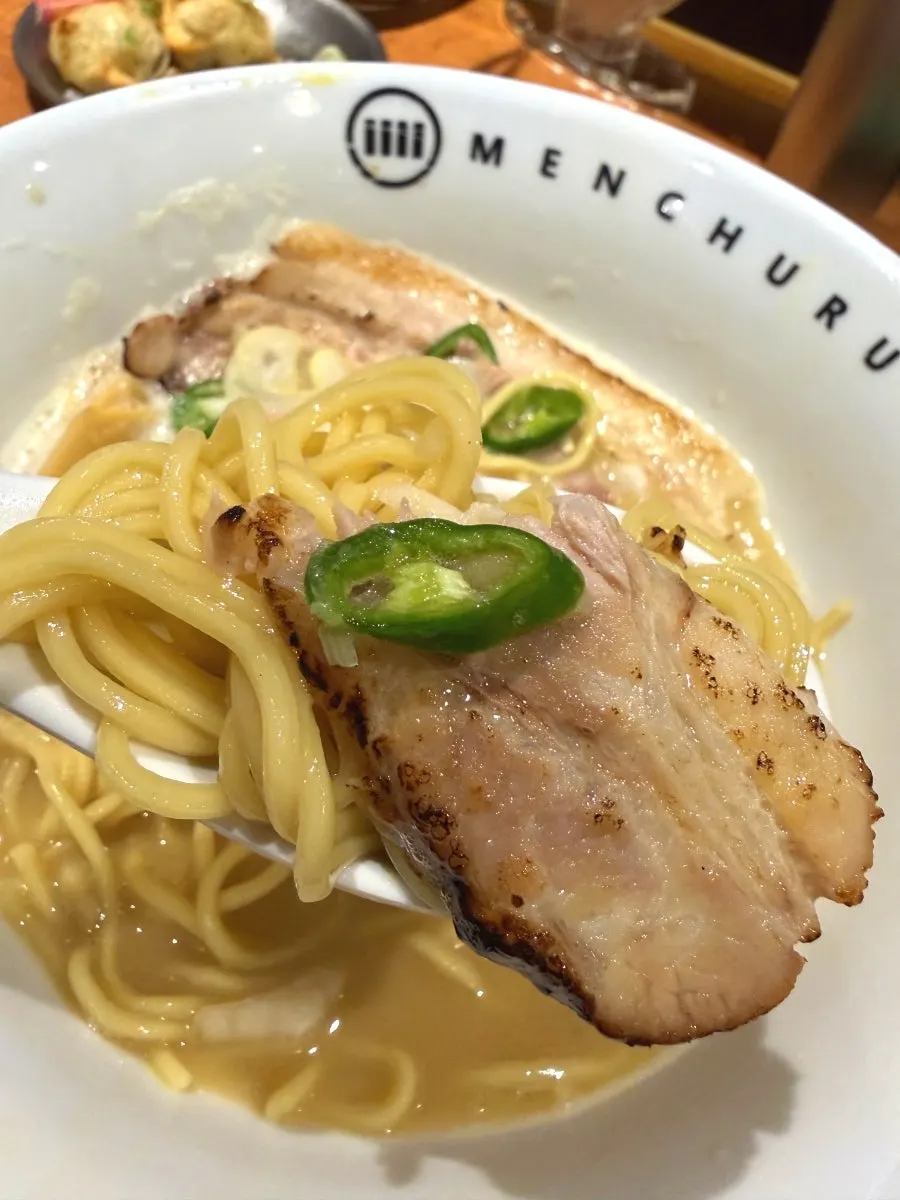 Cheongyang pepper and pork belly chashu on tori paitan