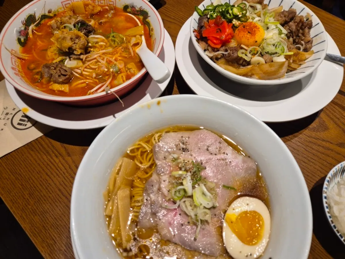 Table setting of ramen at Mentsuru Children's Grand Park Branch