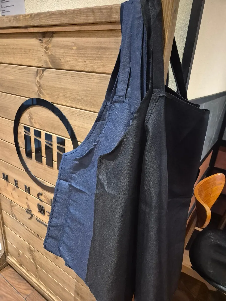 Apron at Mentsuru Children's Grand Park Branch