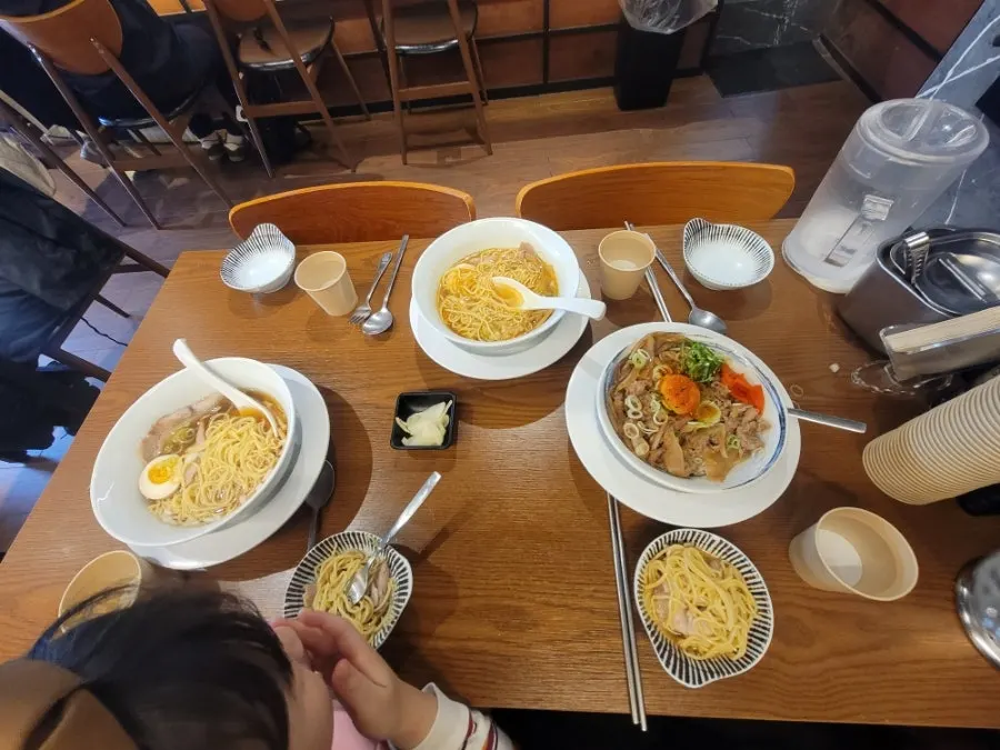Bouncy ramen noodles with broth