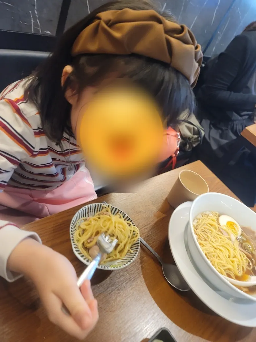 A bowl of Mentsuru's basic shoyu ramen, ₩11,000