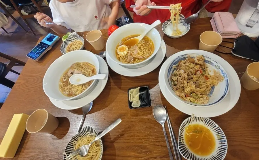 Three different Mentsuru dishes set out together