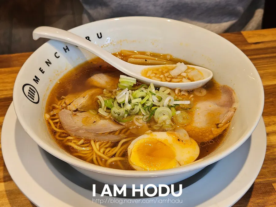 Abura soba and ramen spread at Mentsuru City Hall Branch
