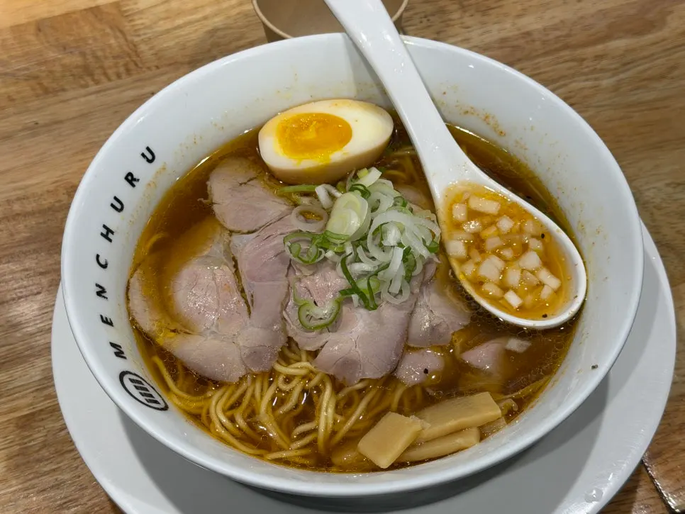 A bowl of ramen at Mentsuru City Hall Branch