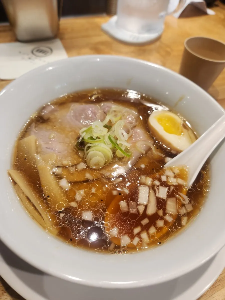 Shoyu ramen and tsukemen placed together on the table