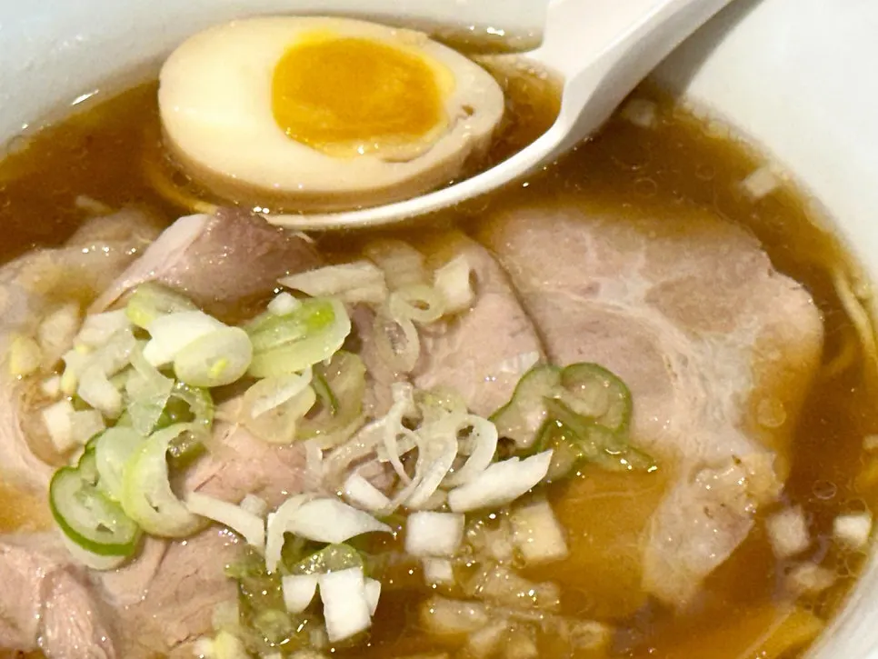 Soy sauce-based clear broth soyu ramen