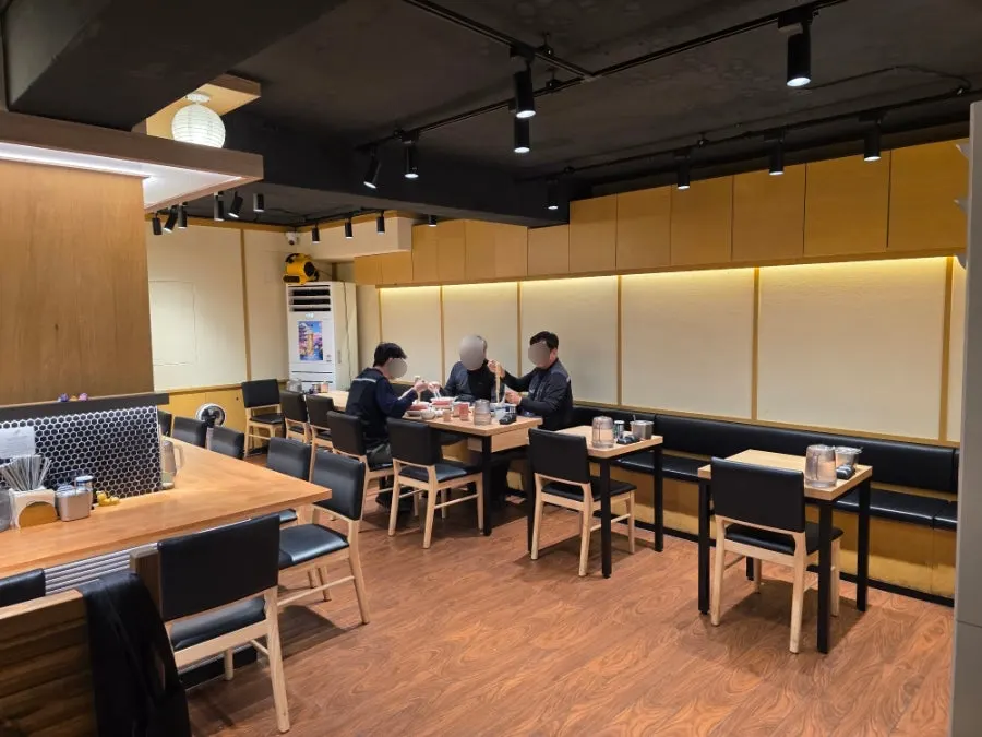 멘츠루 시청점 덮밥과 사이드 메뉴판