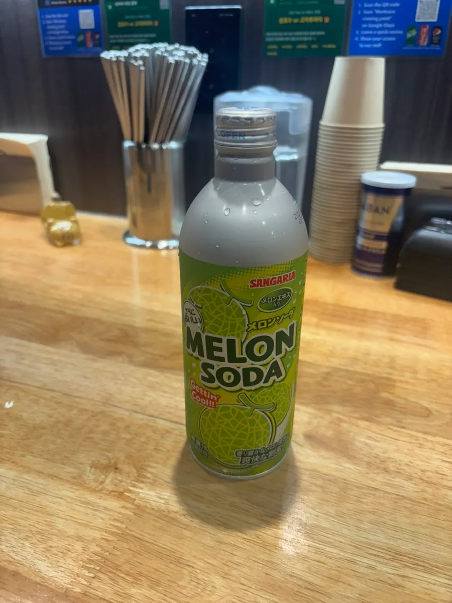 A glass of melon cider at Mentsuru City Hall Branch