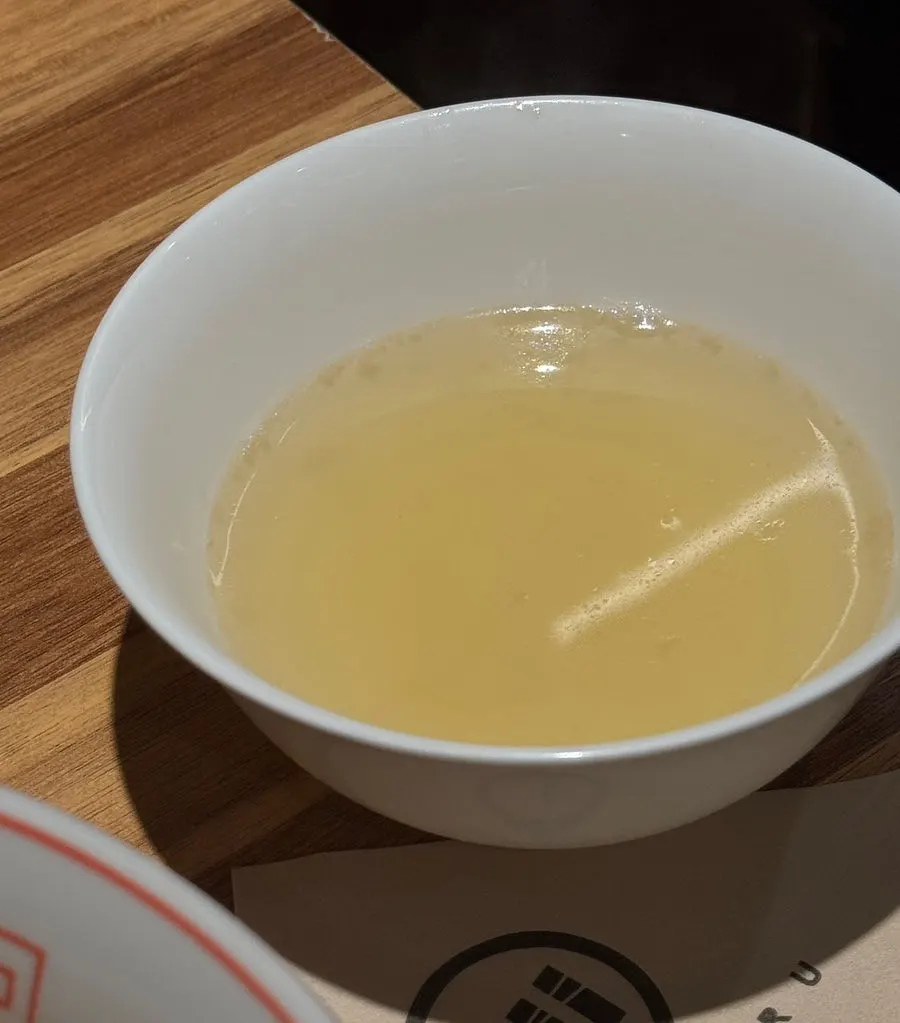 모츠라멘 토핑 숙주나물과 멘마 클로즈업