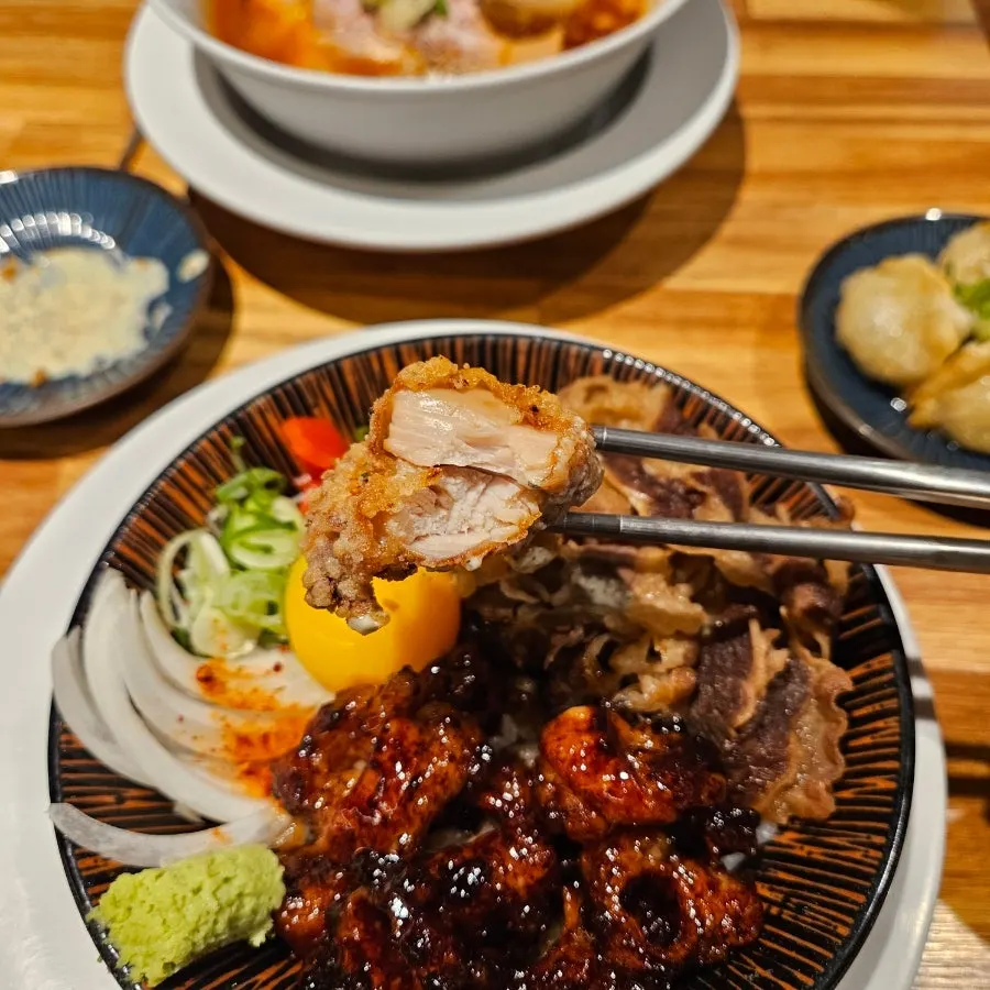 Cross-section of karaage showing the thick meat inside