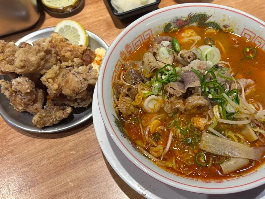 모츠라멘 면과 우삼겹