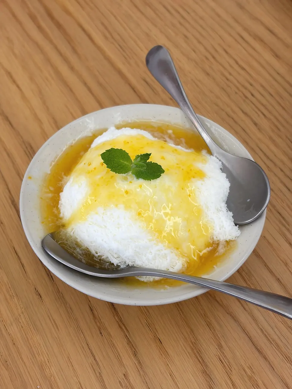 서비스로 나온 아메리카노