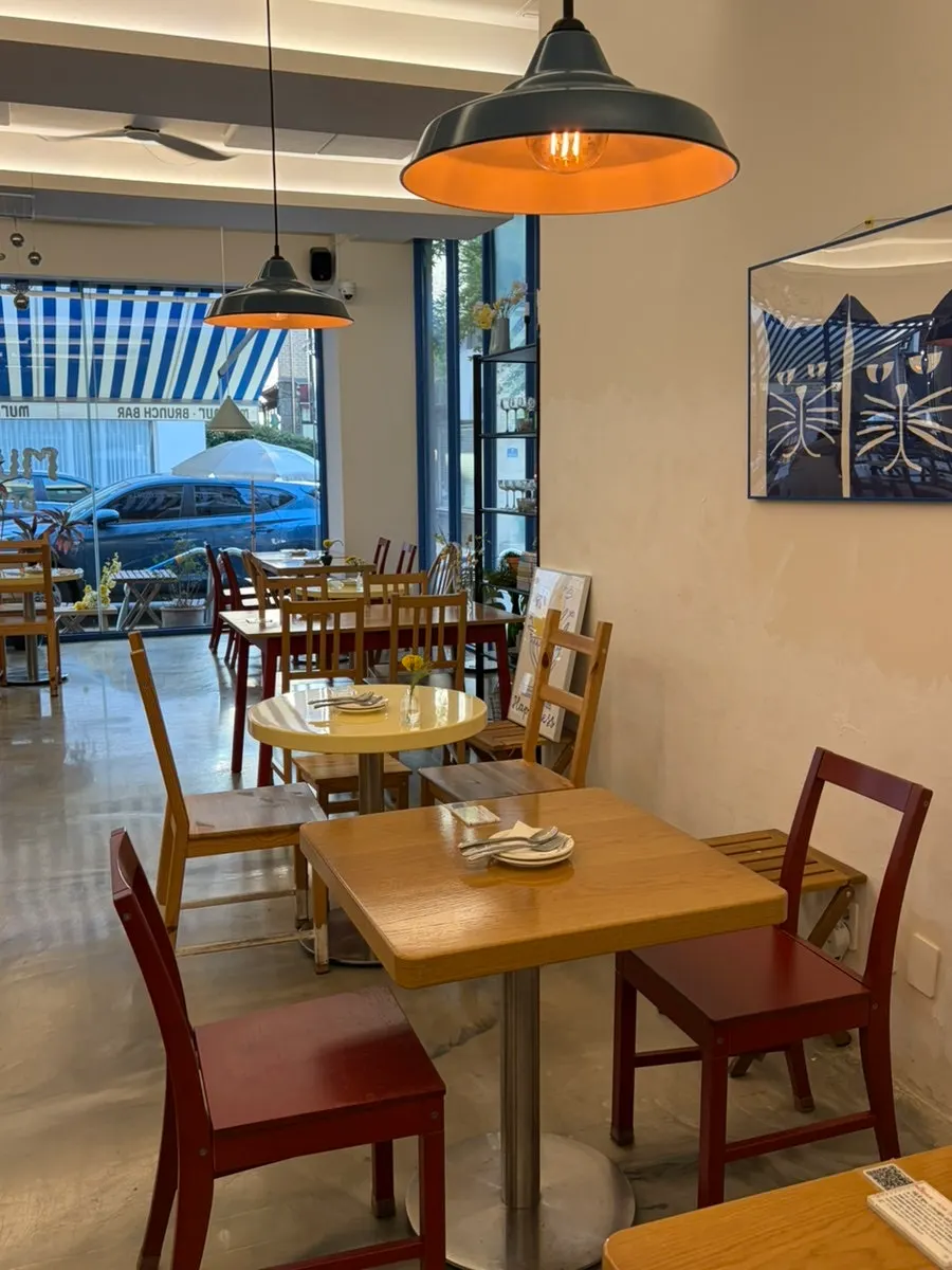 Exterior of Meolmeol Pangyo with a European-alley feel