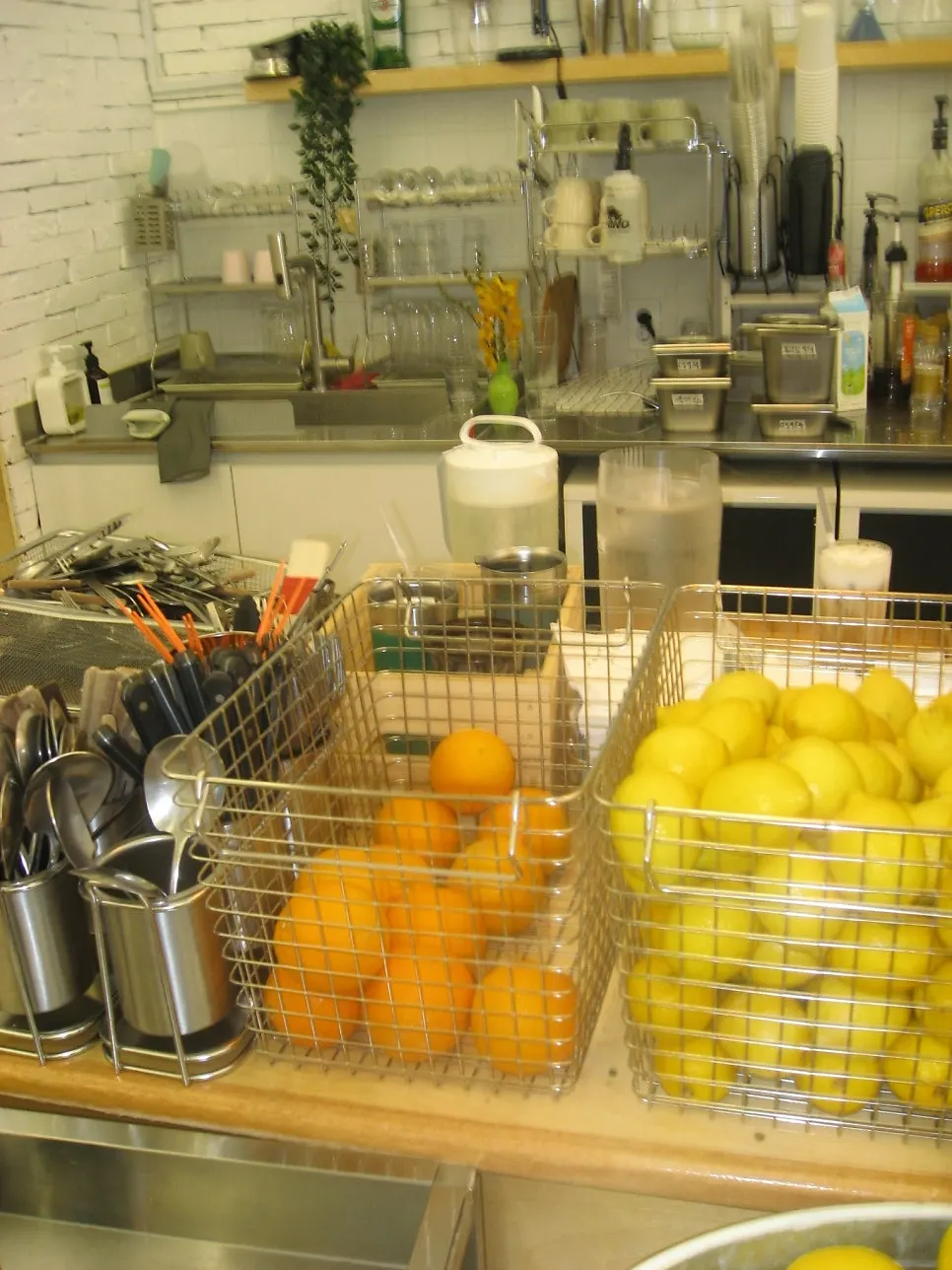 Nordic-inspired interior of Meolmeol Pangyo