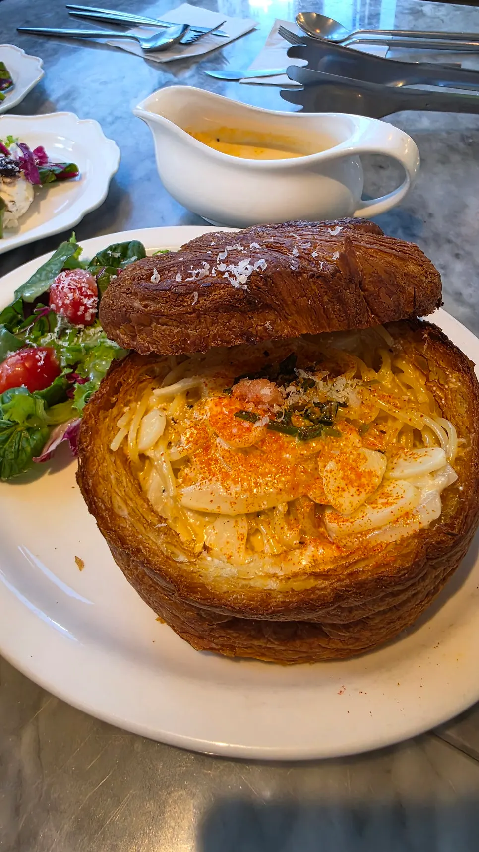 Mont Blanc pollack roe cream pasta piled high with roe