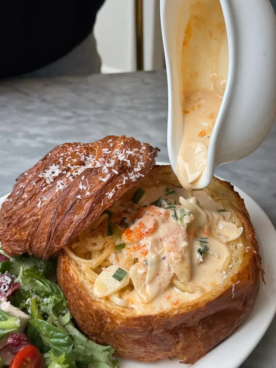 Popping pollock-roe pasta
