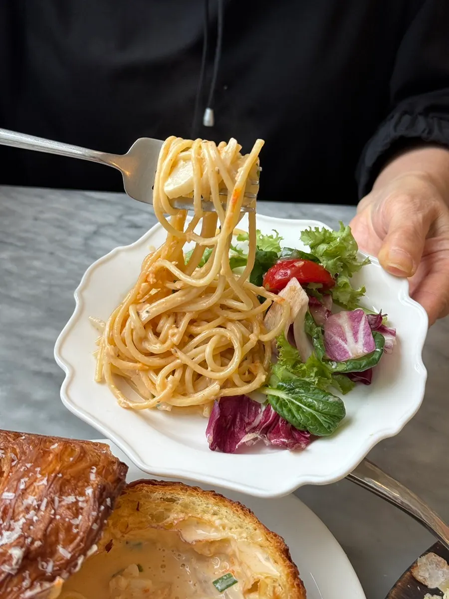 Pasta and bread-bowl meal