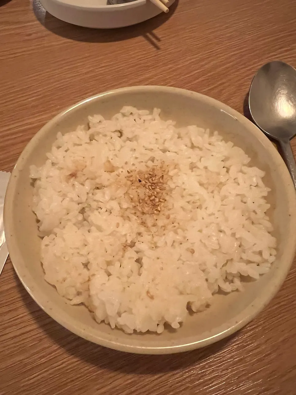 うずらの卵や切り干し大根などのおかず皿