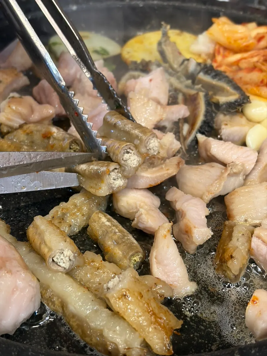 Makchang and gopchang cooking through