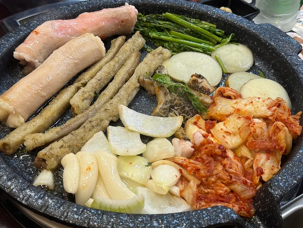 사장님이 직접 구워주는 곱창과 대창