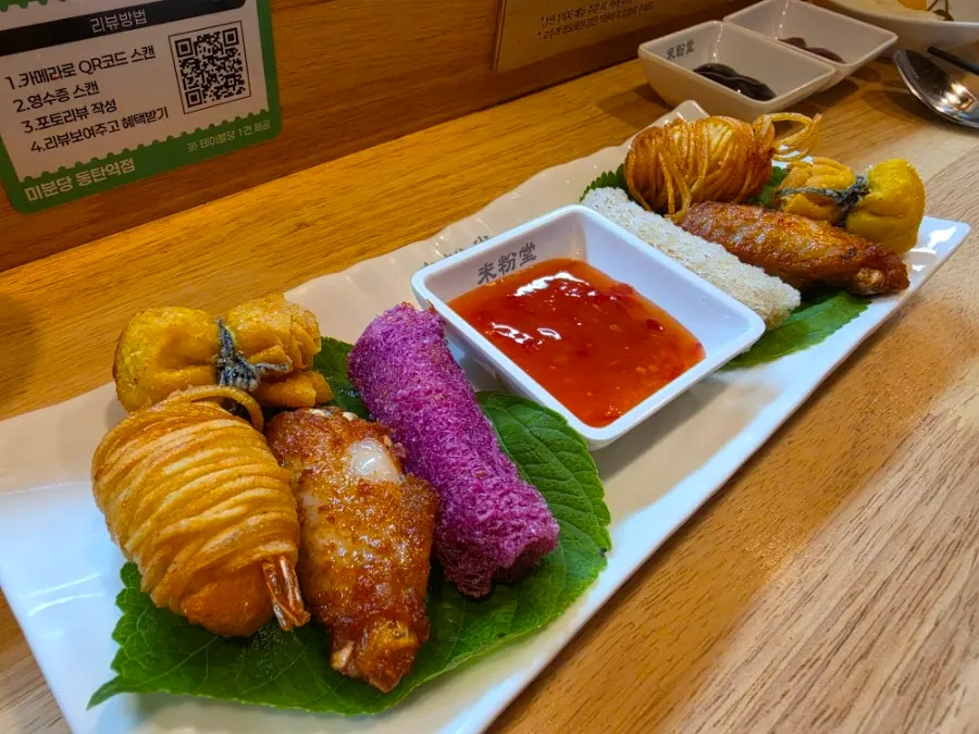 A plate of Mibundang's 8-piece fried assortment