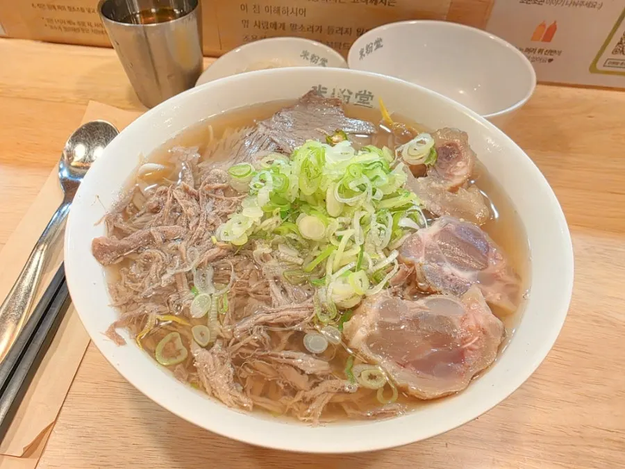 Noodles and bean sprouts moved to a small plate