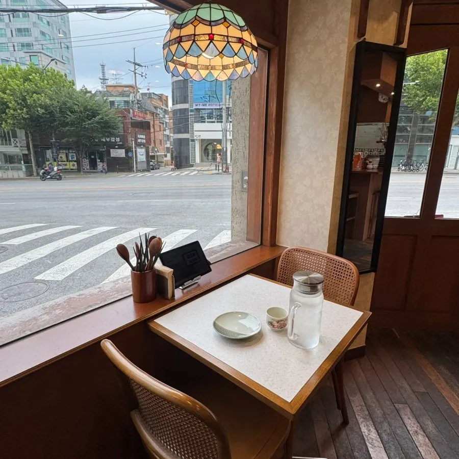 미도사와 홍대상수점 영업시간 안내