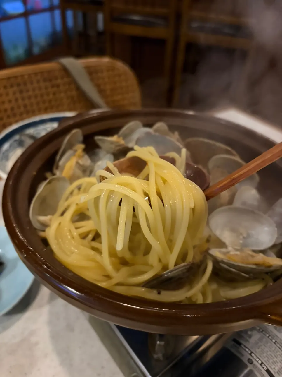 맑은 국물의 왕바지락 술찜