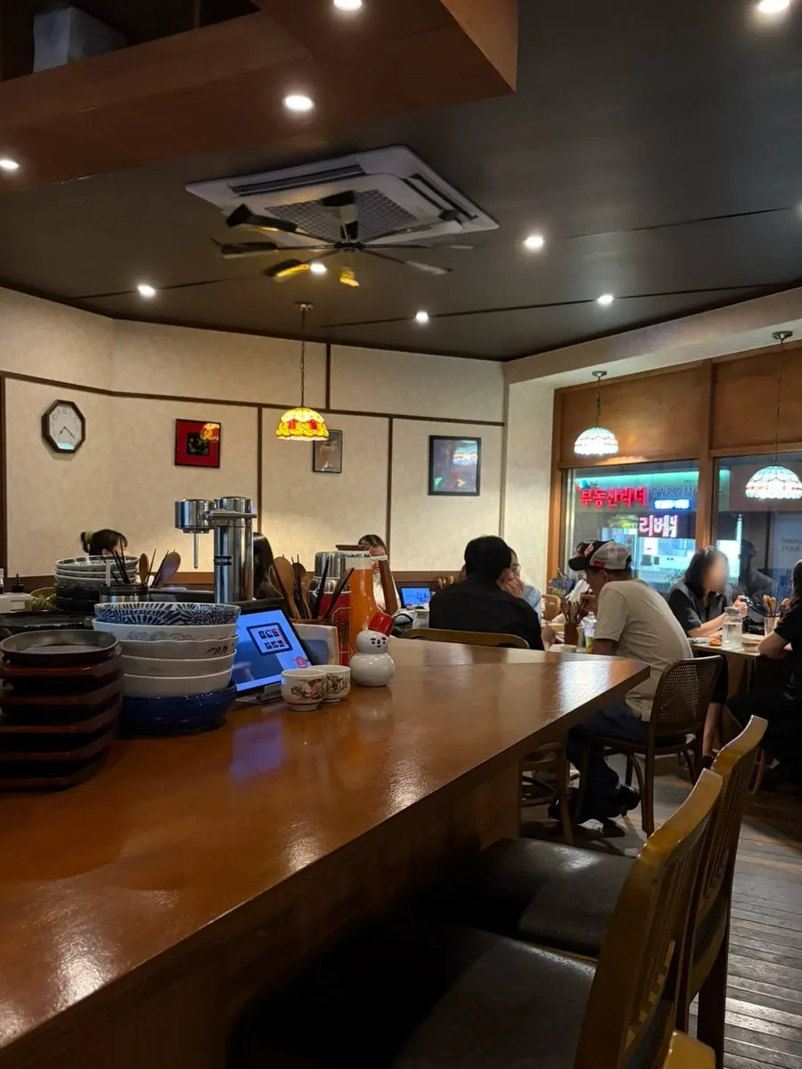 Quiet and cozy interior of Midosawa