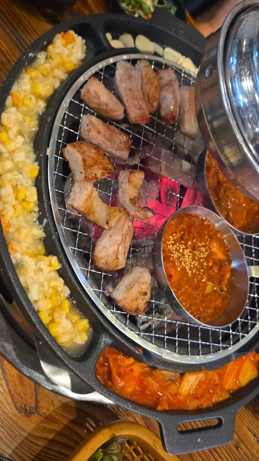 Unique side dish plate