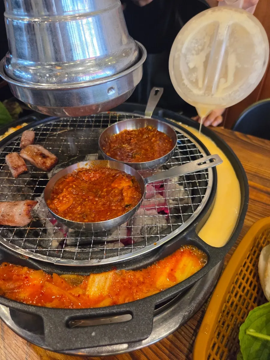 Three servings of pre-grilled jowl meat
