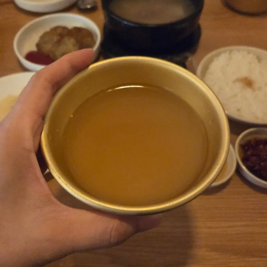 ₩500 sikhye served in a makgeolli cup