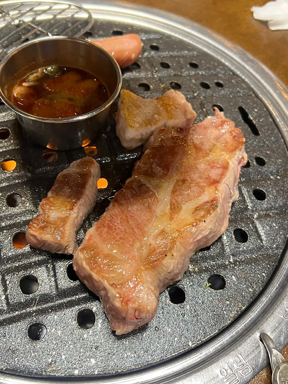 구워진 삼겹살 클로즈업