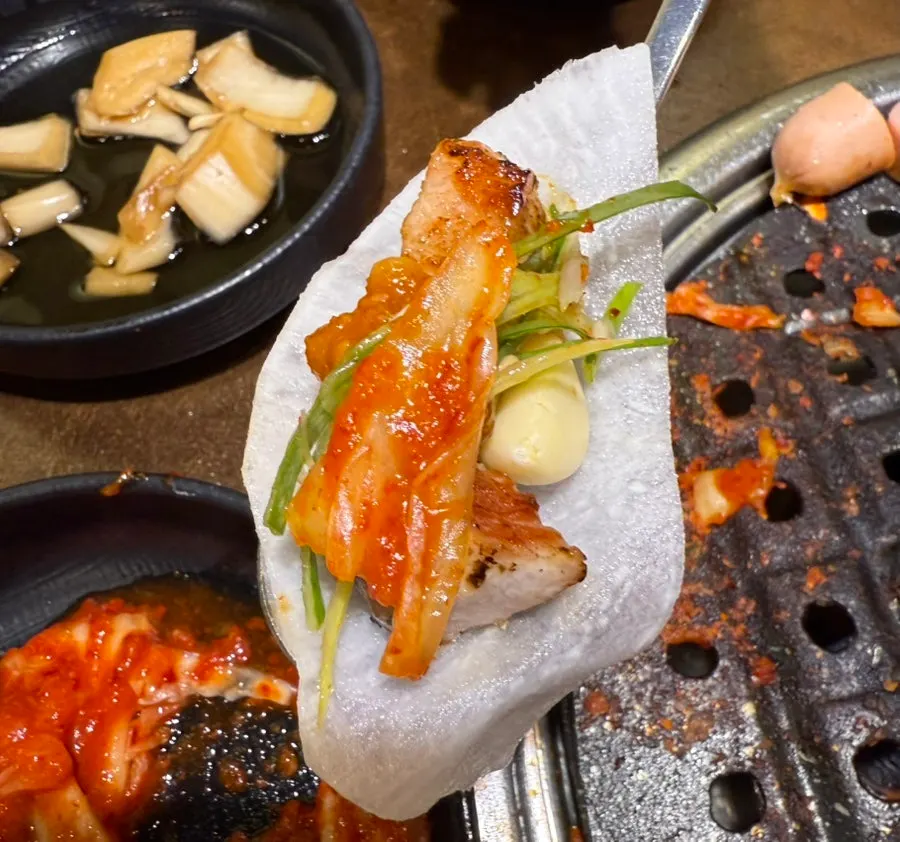 Grilled meat cut into bite-sized pieces