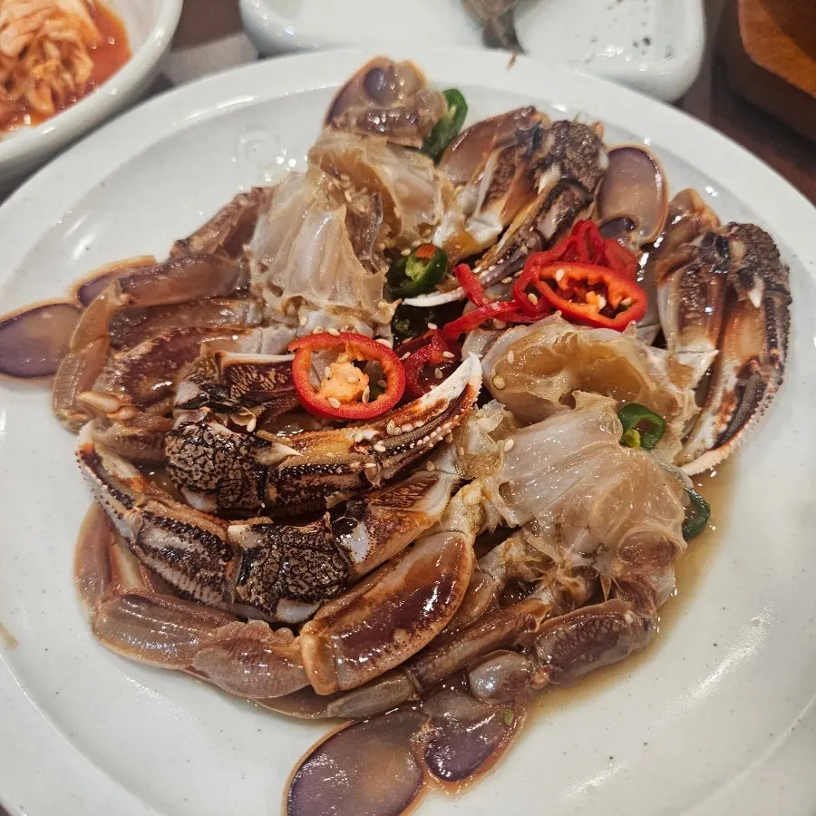 A large plate of grilled fish