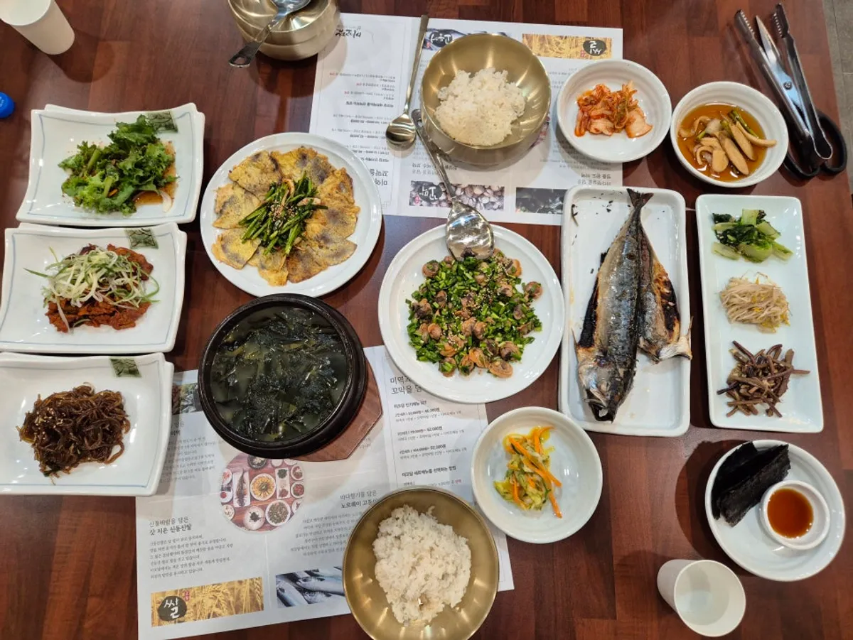한상가득 2인 세트 한상차림 전체