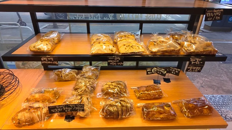 Baked snack display at Milbat Bakery Pyeongchon