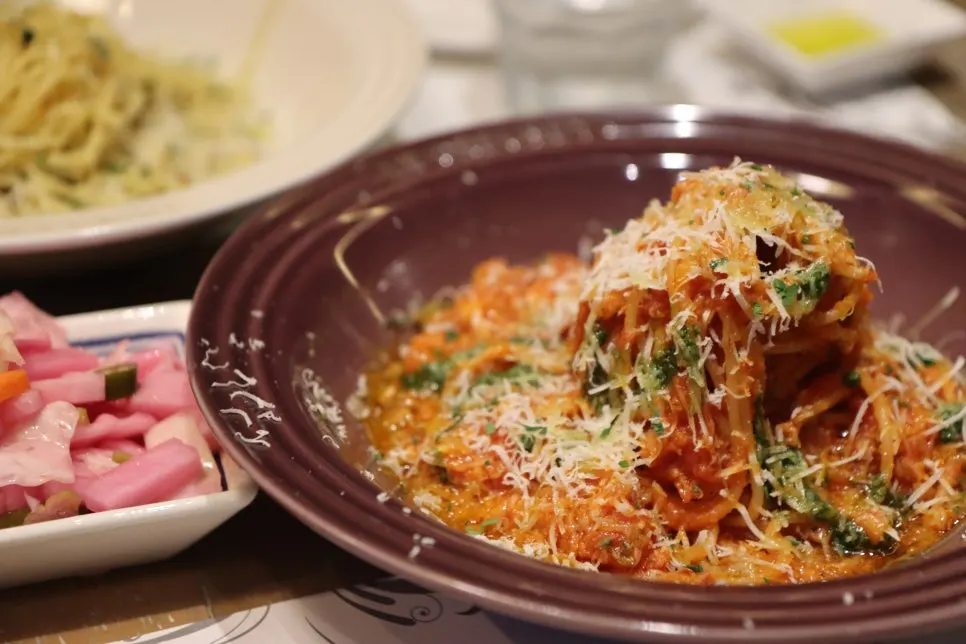 Close-up of the fresh tomato sauce pasta