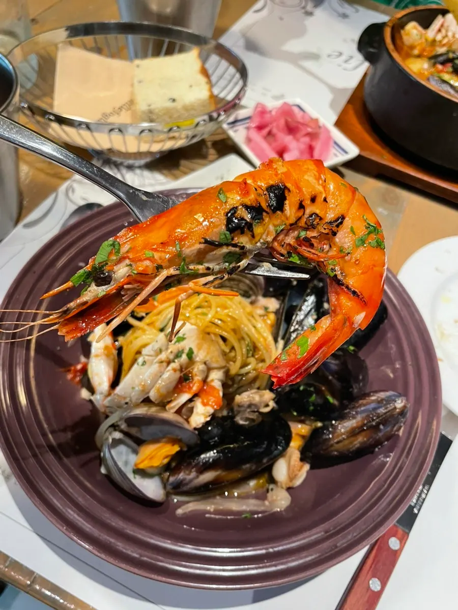 Seafood pasta with blue crab