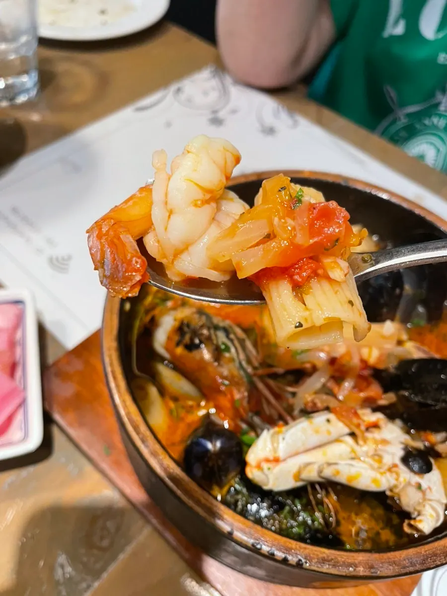 Peshe broth full of seafood