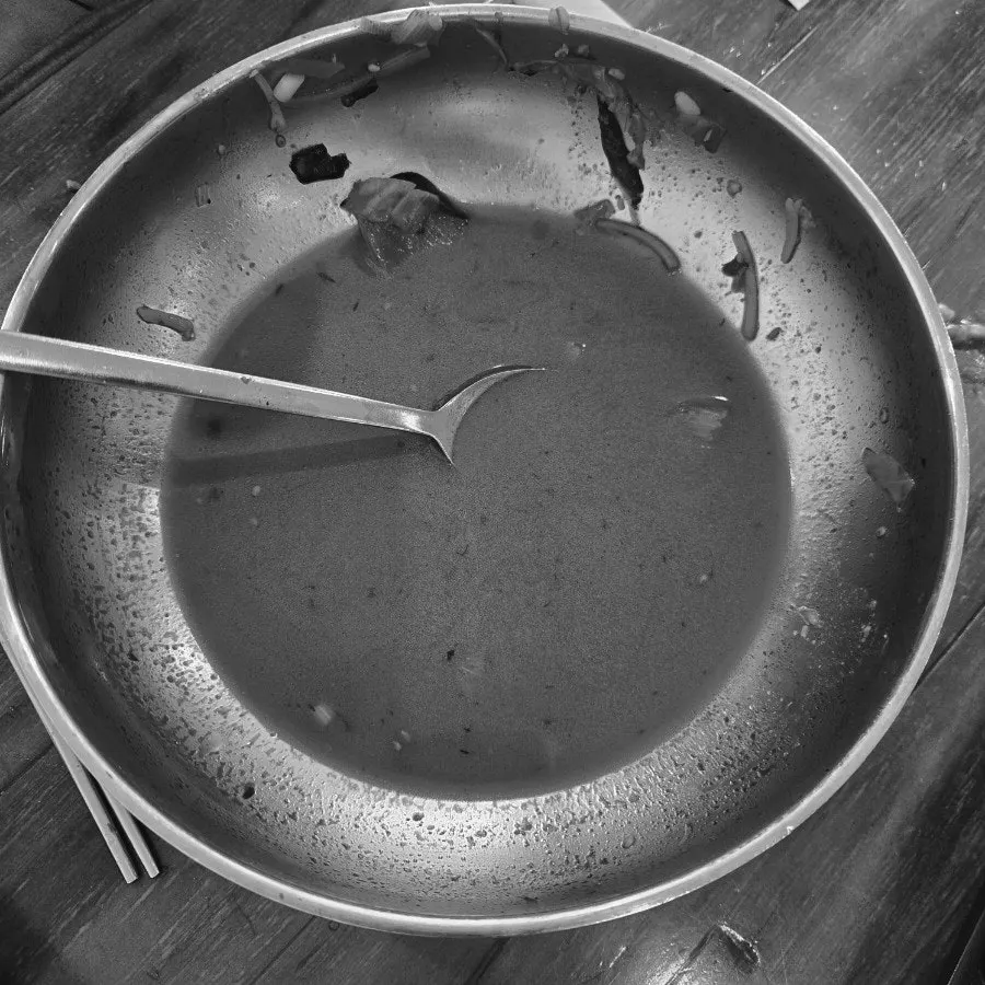 Table at Mimi China after finishing the meal