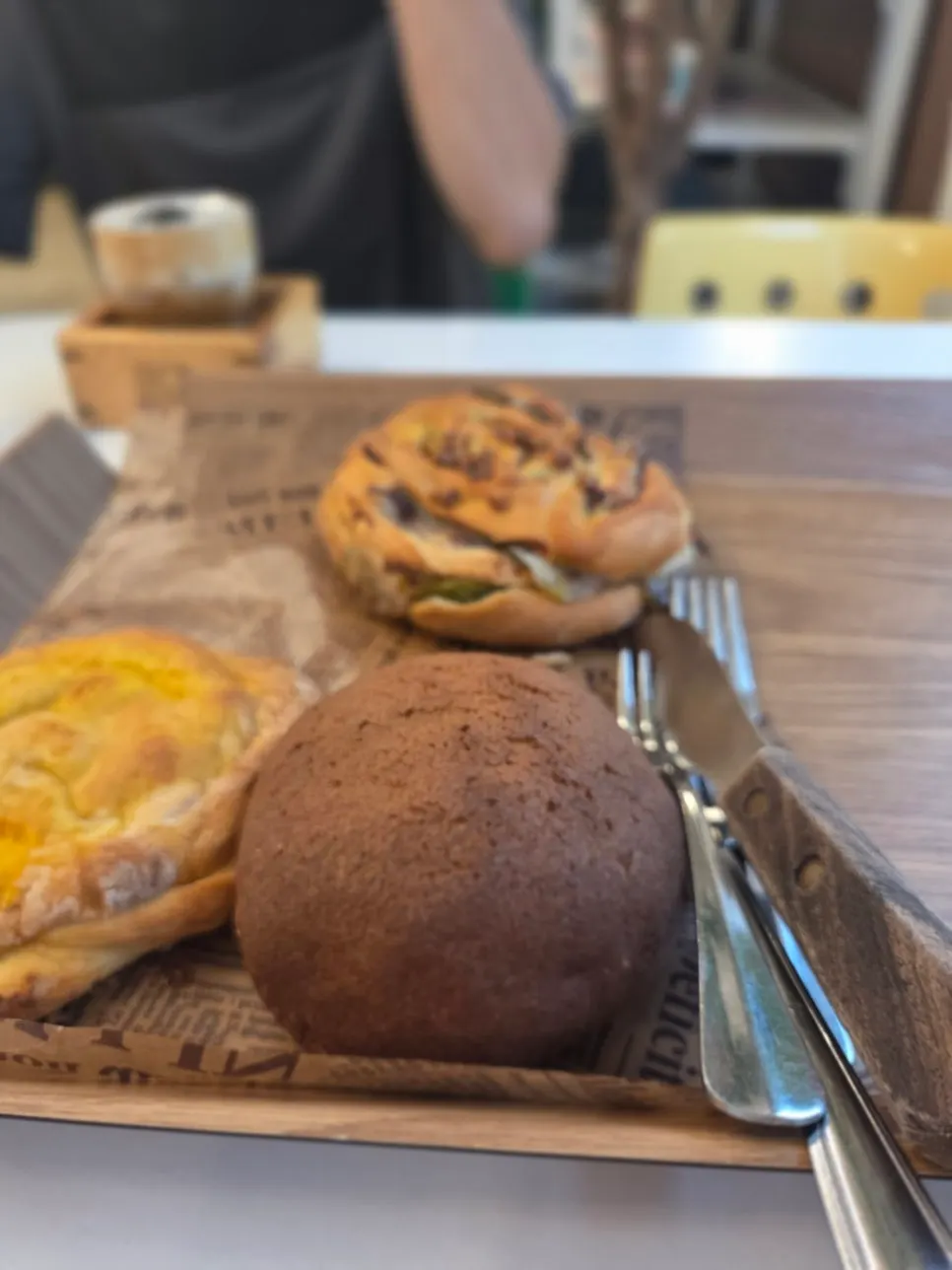 완두 앙금이 든 찹쌀완두빵 단면