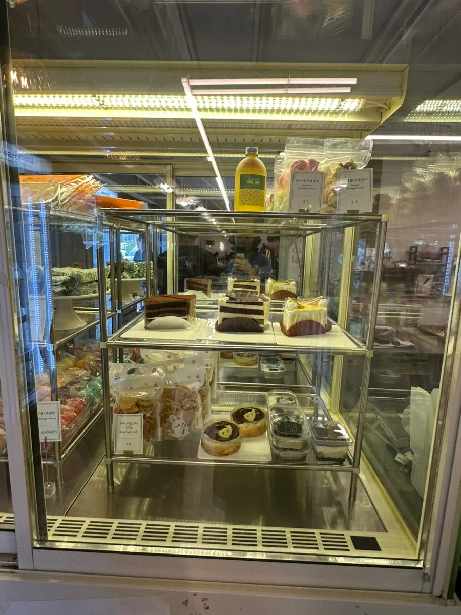 MIMI Coffee Mill's dessert display case