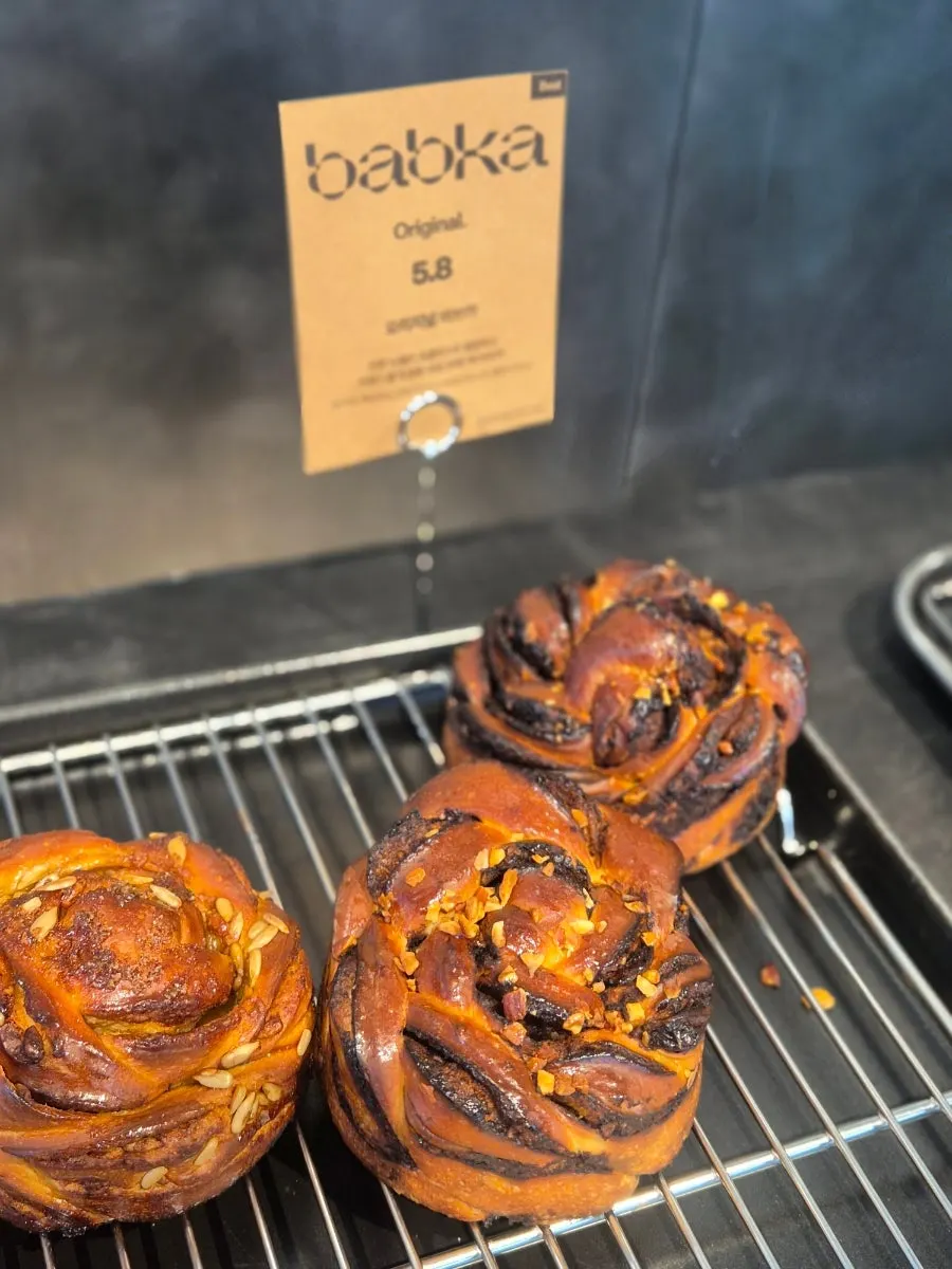 Salt bread and babka on a tray